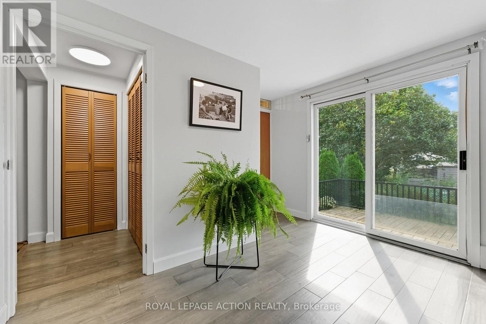 14 Jackson Heights, Norfolk, Ontario  N0A 1N5 - Photo 8 - X12416006