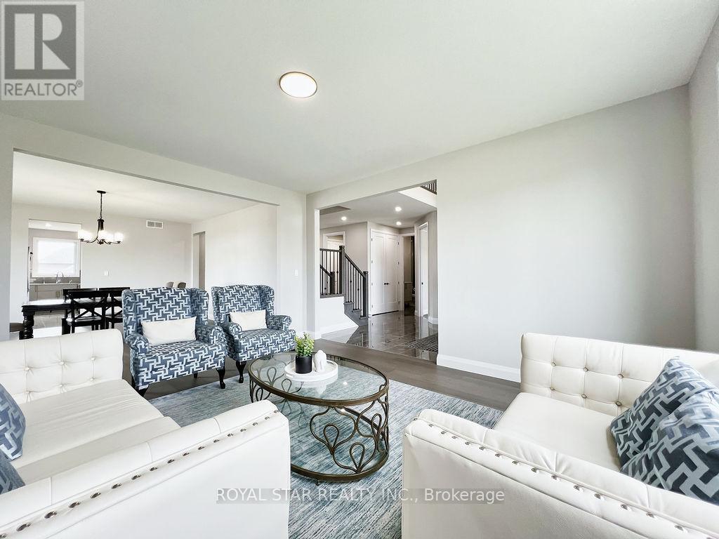 38 Charles Currie Crescent, Erin, Ontario  N1H 0B7 - Photo 13 - X12416071