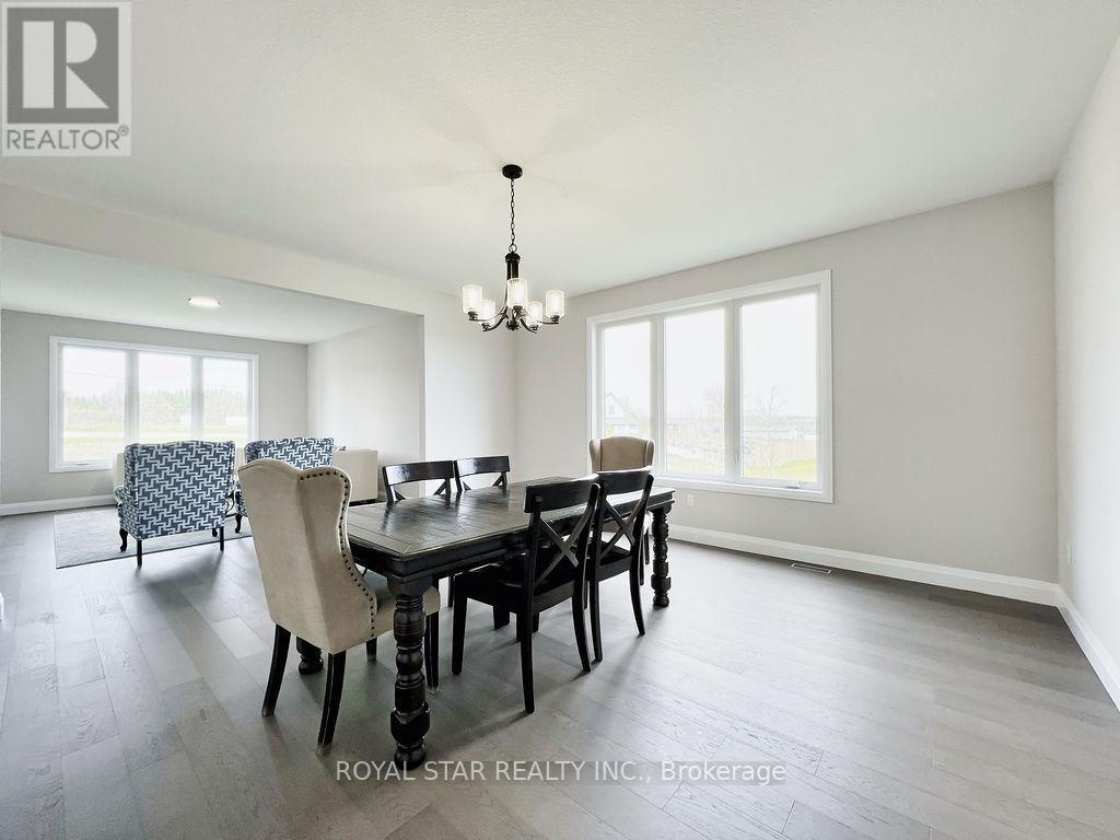 38 Charles Currie Crescent, Erin, Ontario  N1H 0B7 - Photo 15 - X12416071