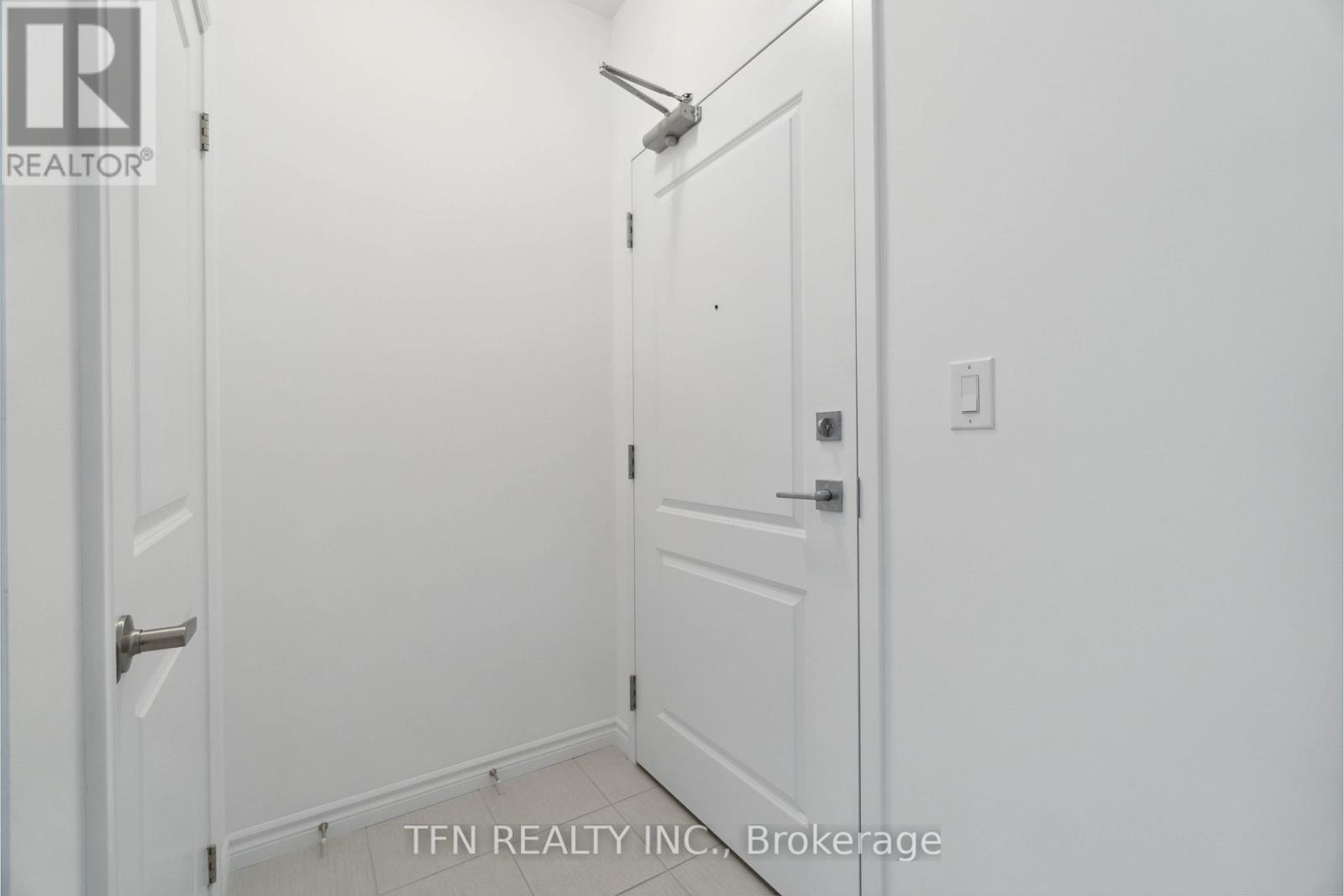 121 - 460 Dundas Street E, Hamilton, Ontario  L8B 2A5 - Photo 10 - X12416085