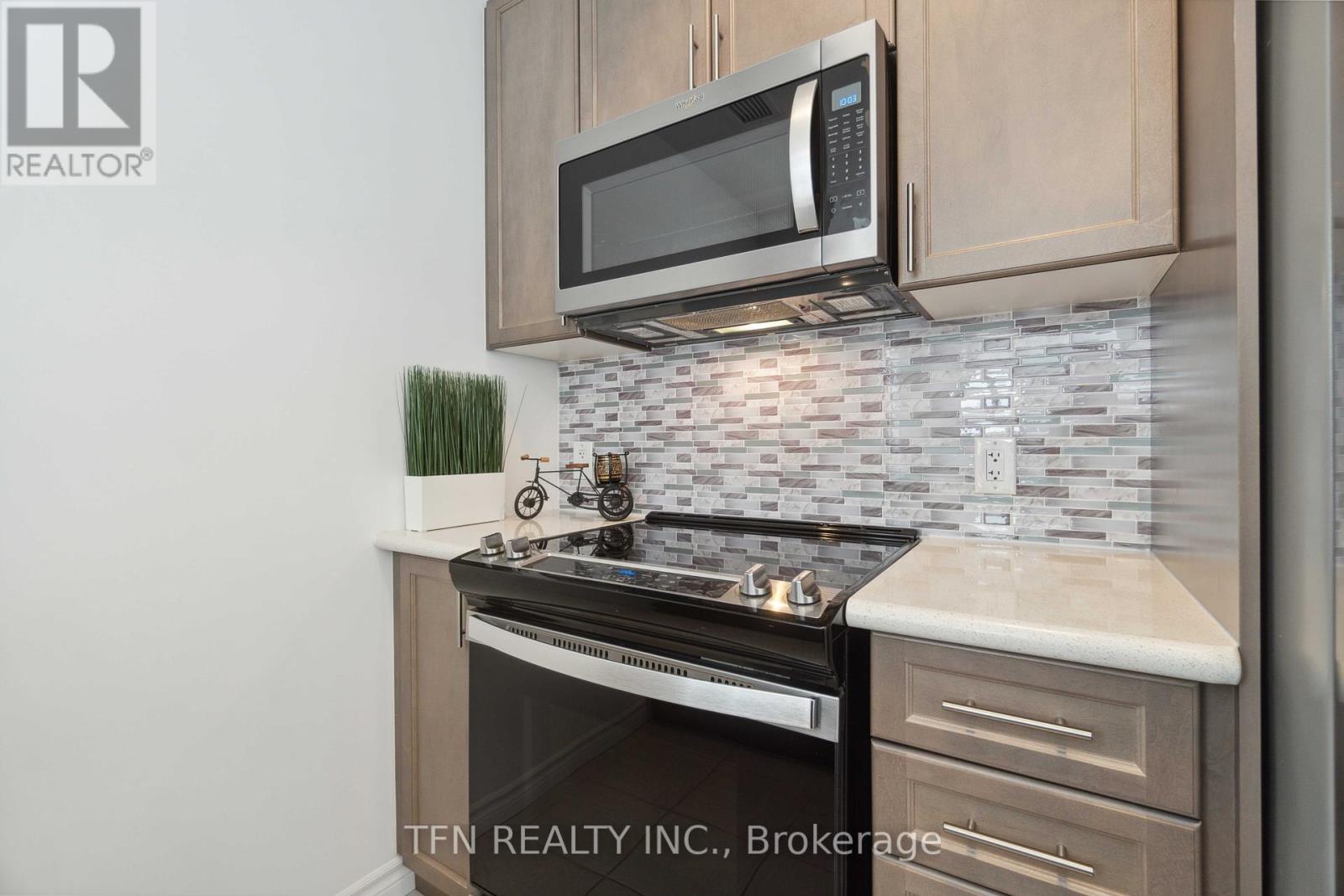 121 - 460 Dundas Street E, Hamilton, Ontario  L8B 2A5 - Photo 8 - X12416085