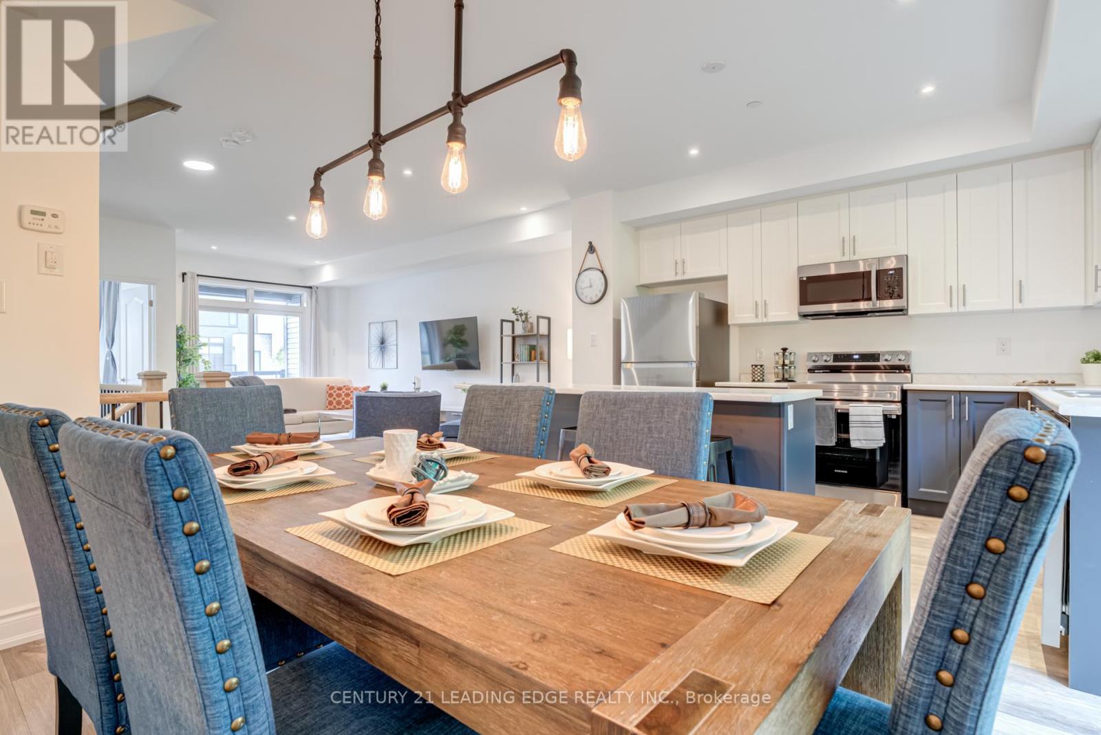105 Marina Village Drive, Georgian Bay, Ontario  L0K 1S0 - Photo 17 - X12416132