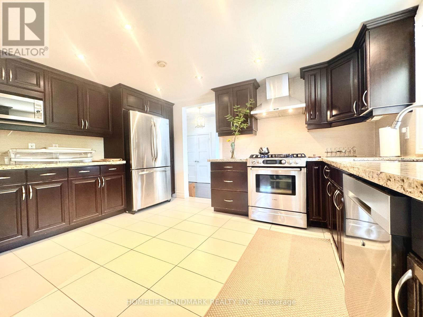 15 Station Lane, Markham, Ontario  L3R 1R4 - Photo 15 - N12394002