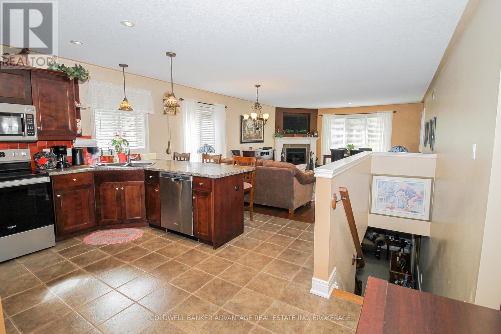 3935 Lower Coach Road, Fort Erie, Ontario  L0S 1S0 - Photo 10 - X12416177