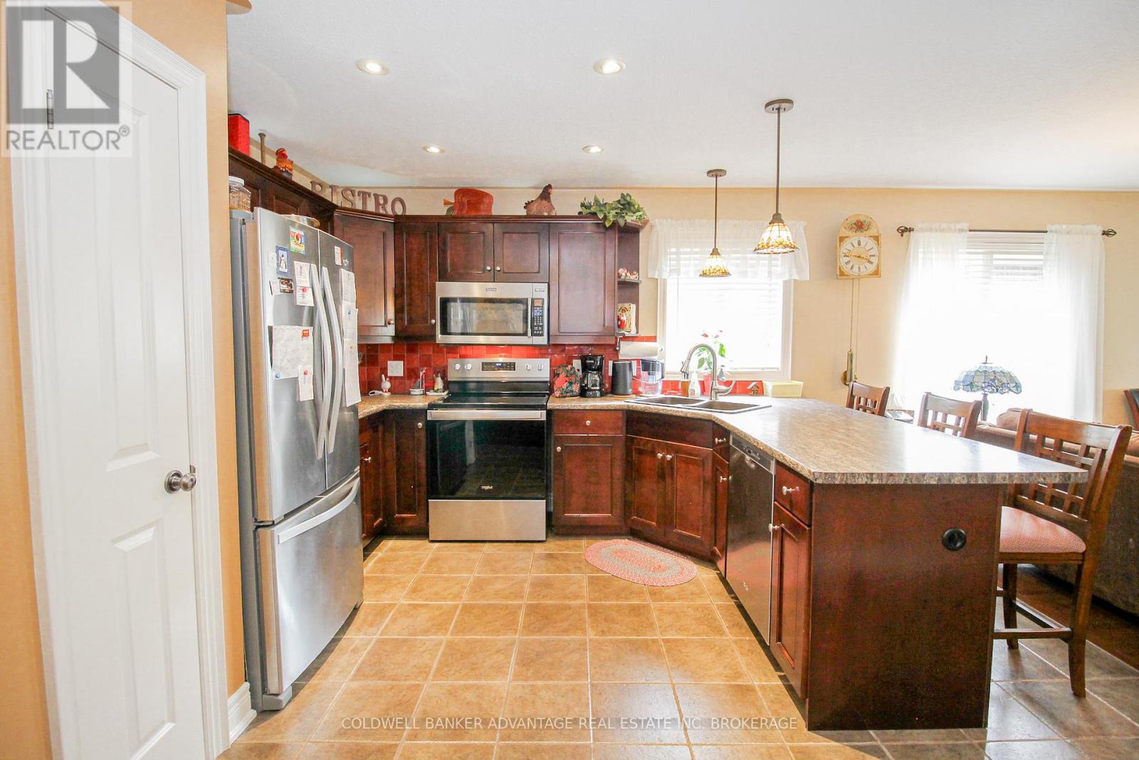 3935 Lower Coach Road, Fort Erie, Ontario  L0S 1S0 - Photo 11 - X12416177