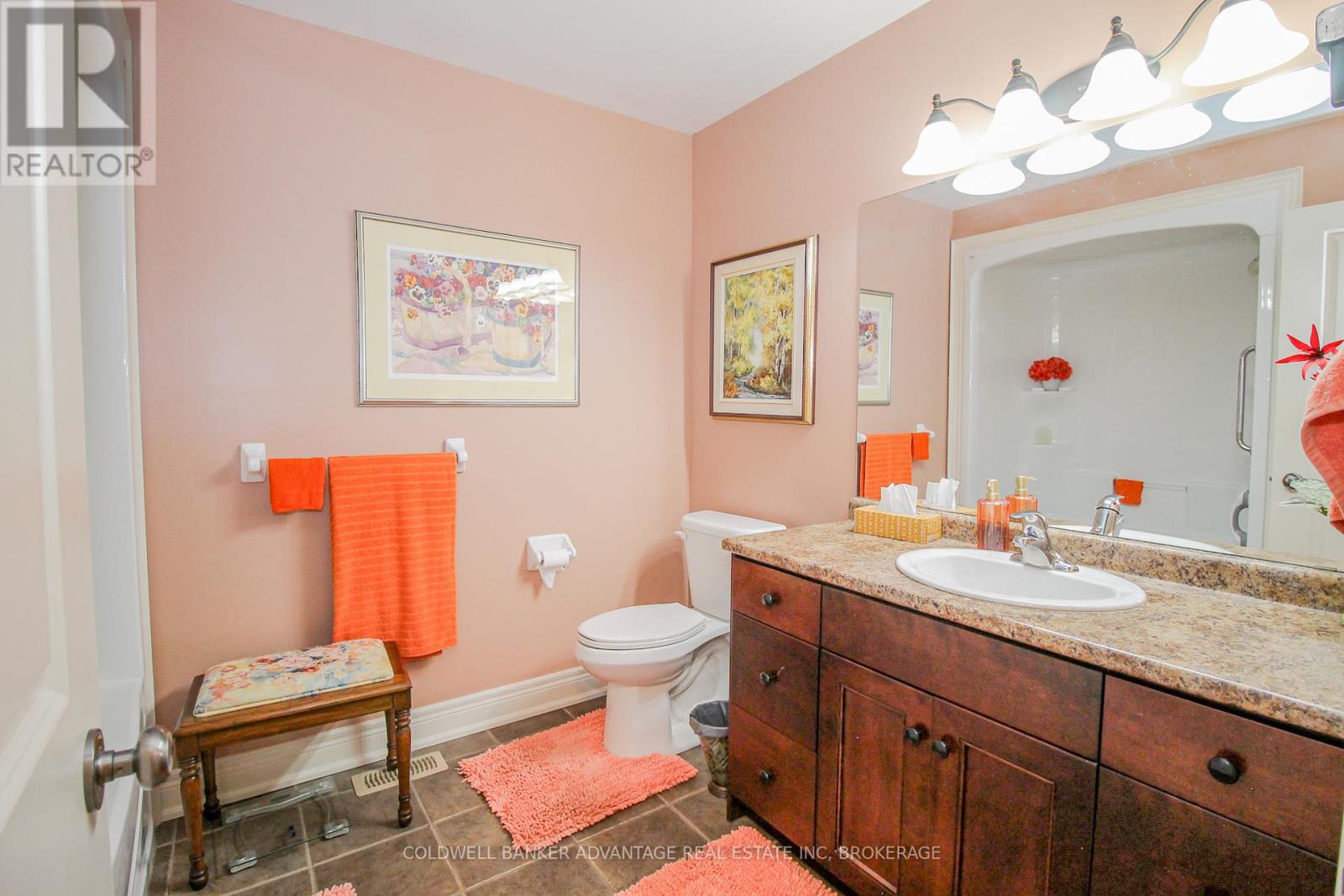 3935 Lower Coach Road, Fort Erie, Ontario  L0S 1S0 - Photo 19 - X12416177