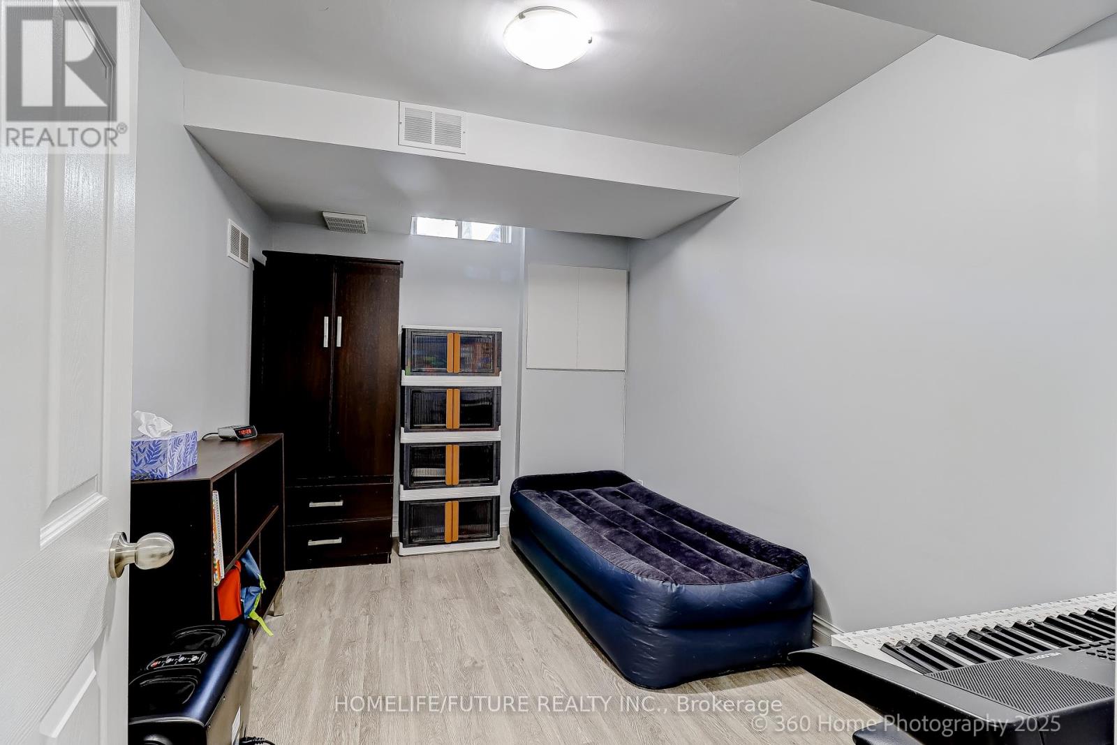 17 - 1292 Sherwood Mills Boulevard, Mississauga, Ontario  L5V 2G8 - Photo 20 - W12412279