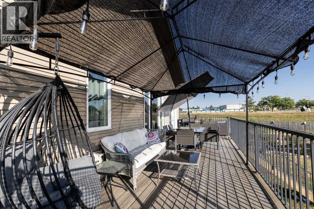 5224 48 Streetclose, Innisfail, Alberta  T4G 0B9 - Photo 37 - A2258139