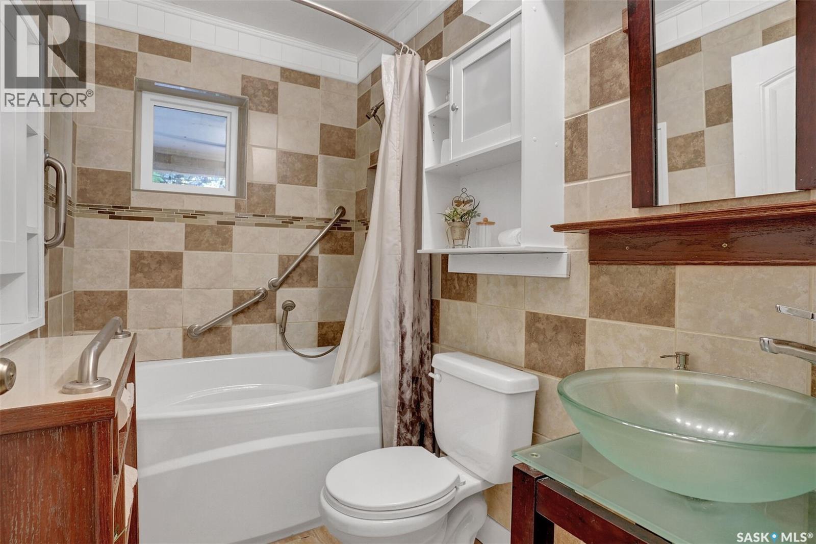 730 James Street N, Lumsden, Saskatchewan  S0G 3C0 - Photo 23 - SK018725