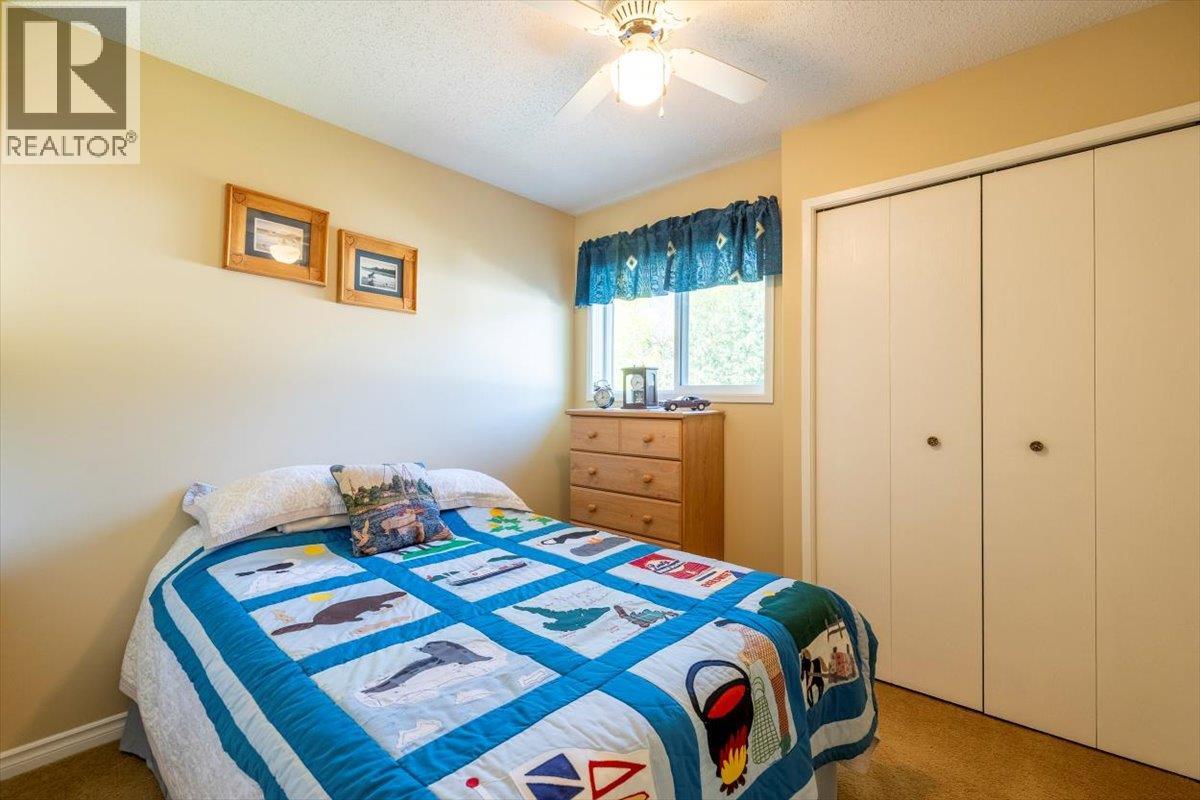 1291 Ponderosa Drive, Sparwood, British Columbia  V0B 2G2 - Photo 13 - 10363521