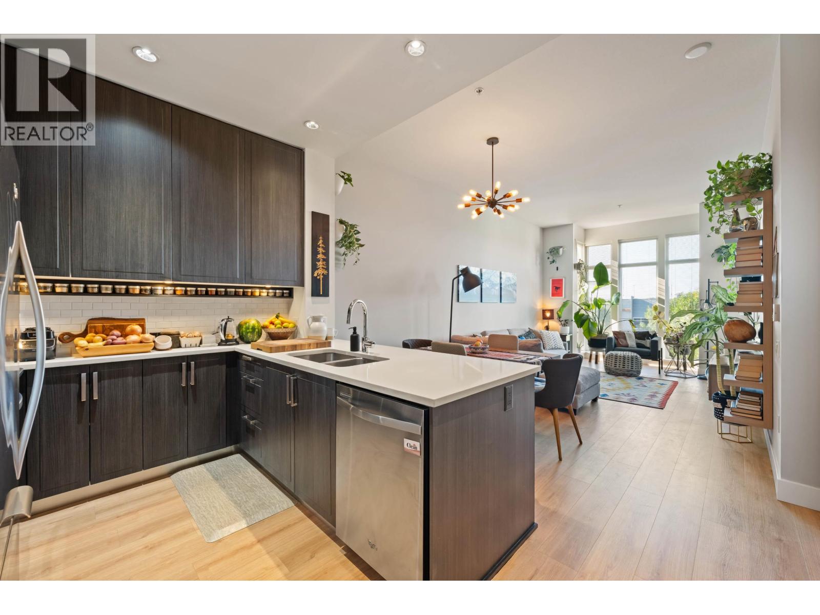 308 2307 Ranger Lane, Port Coquitlam, British Columbia  V3B 0L7 - Photo 15 - R3050014