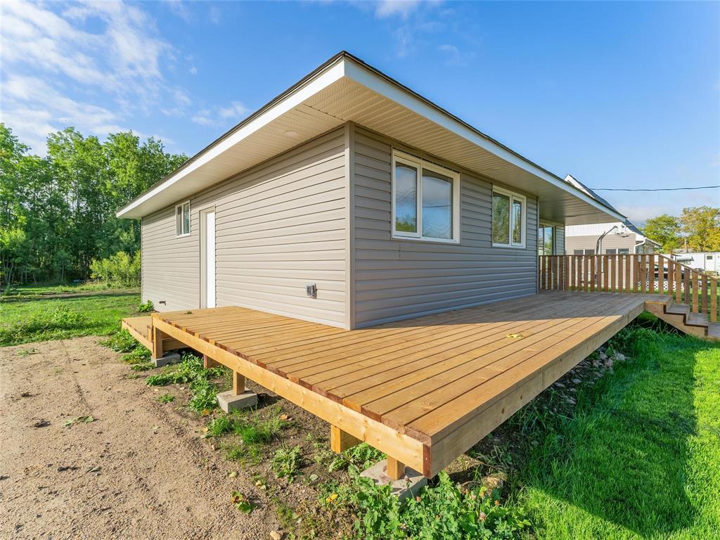 2 Brook Dale Road, Lac Du Bonnet Rm, Manitoba  R0E 1A0 - Photo 2 - 202523157