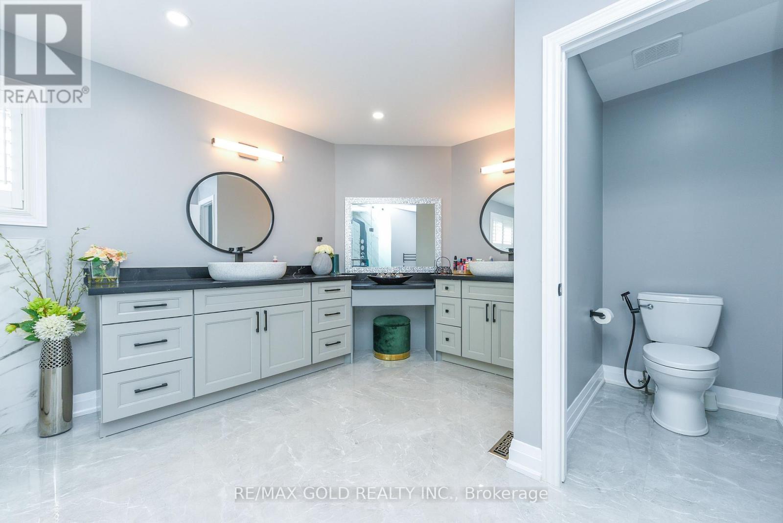 4 Gollop Crescent, Halton Hills, Ontario  L7G 5N9 - Photo 26 - W12415607