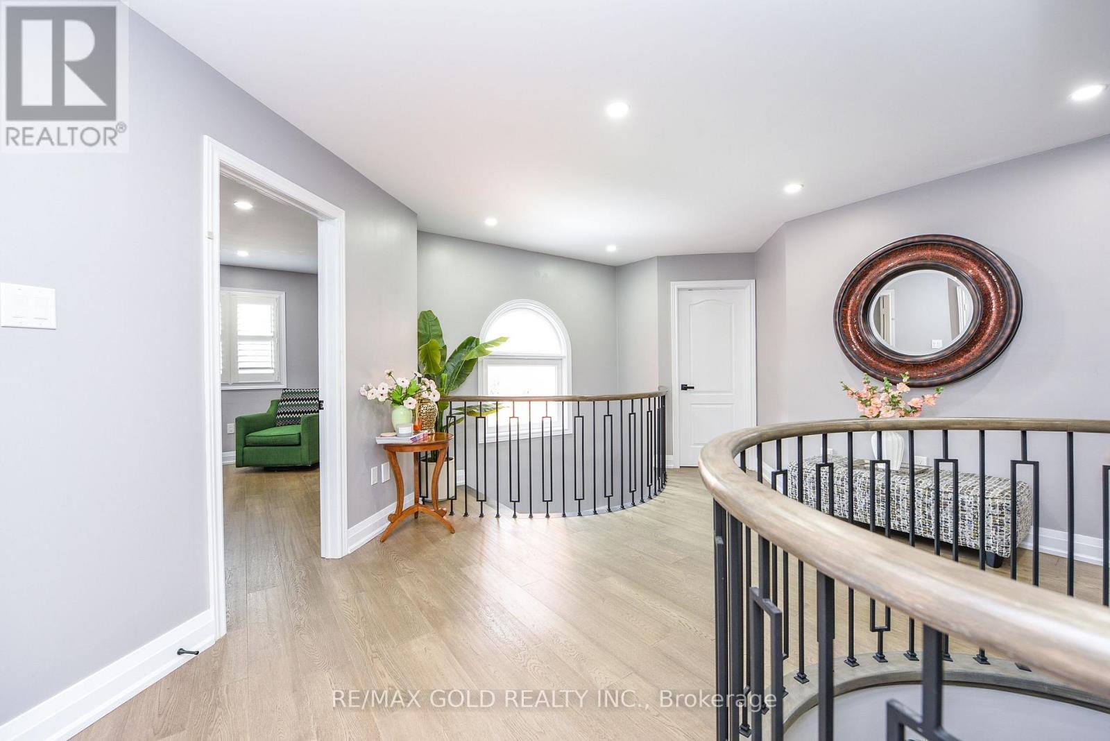 4 Gollop Crescent, Halton Hills, Ontario  L7G 5N9 - Photo 18 - W12415607