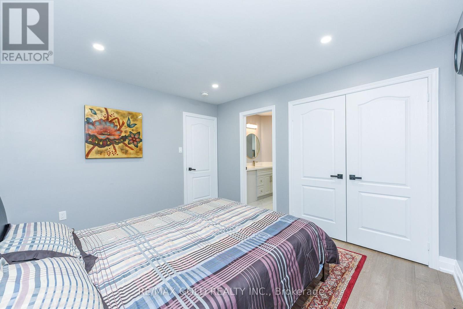 4 Gollop Crescent, Halton Hills, Ontario  L7G 5N9 - Photo 35 - W12415607