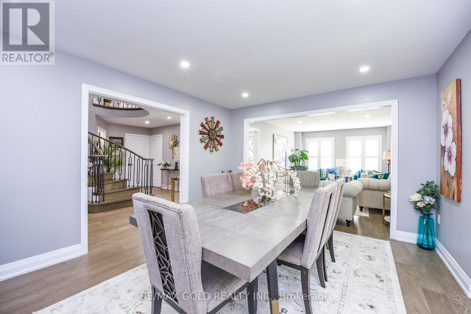 4 Gollop Crescent, Halton Hills, Ontario  L7G 5N9 - Photo 8 - W12415607