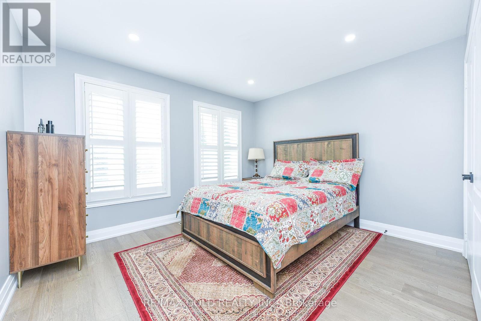 4 Gollop Crescent, Halton Hills, Ontario  L7G 5N9 - Photo 36 - W12415607