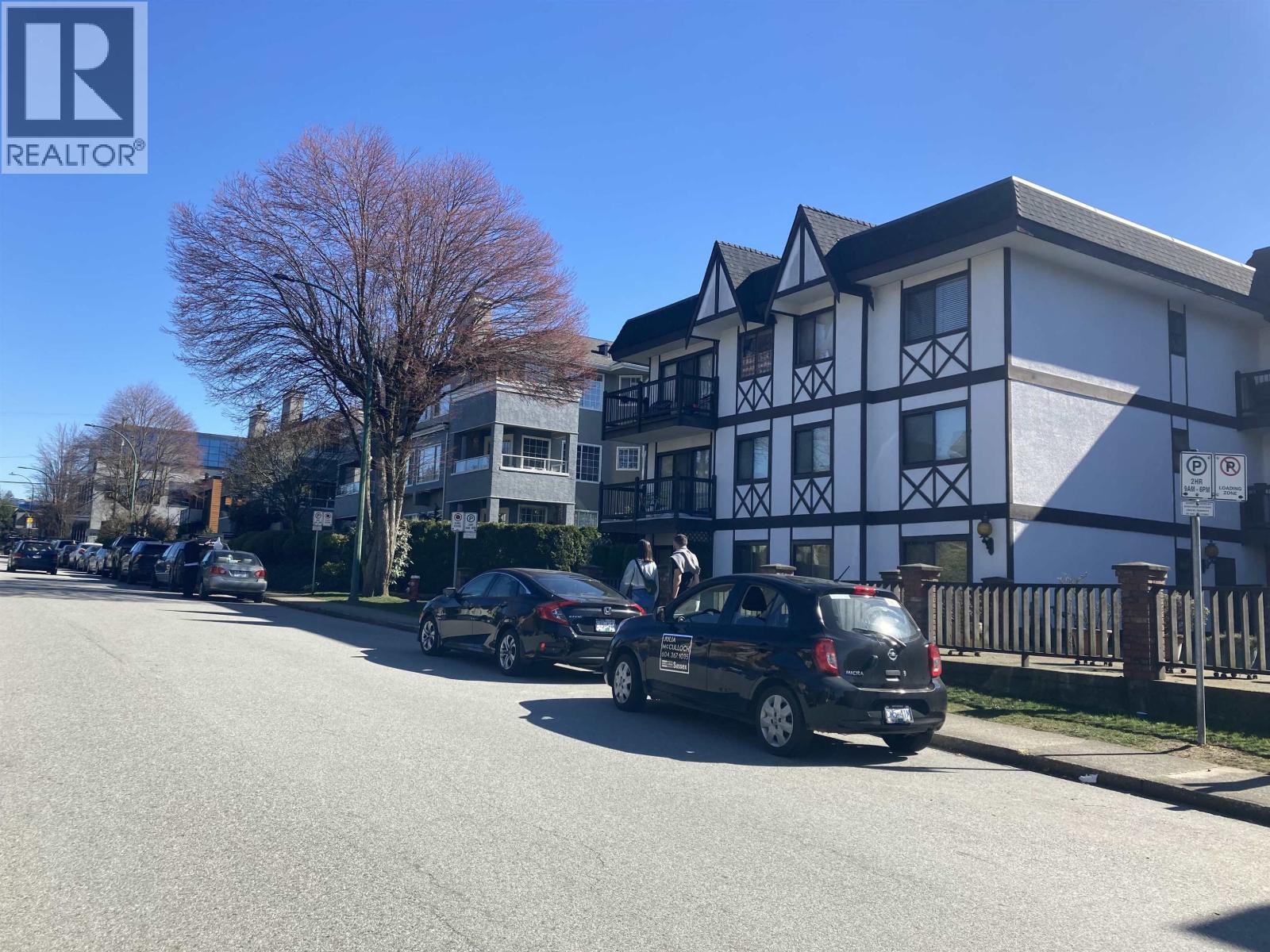 103 145 W 18TH STREET, North Vancouver, British Columbia