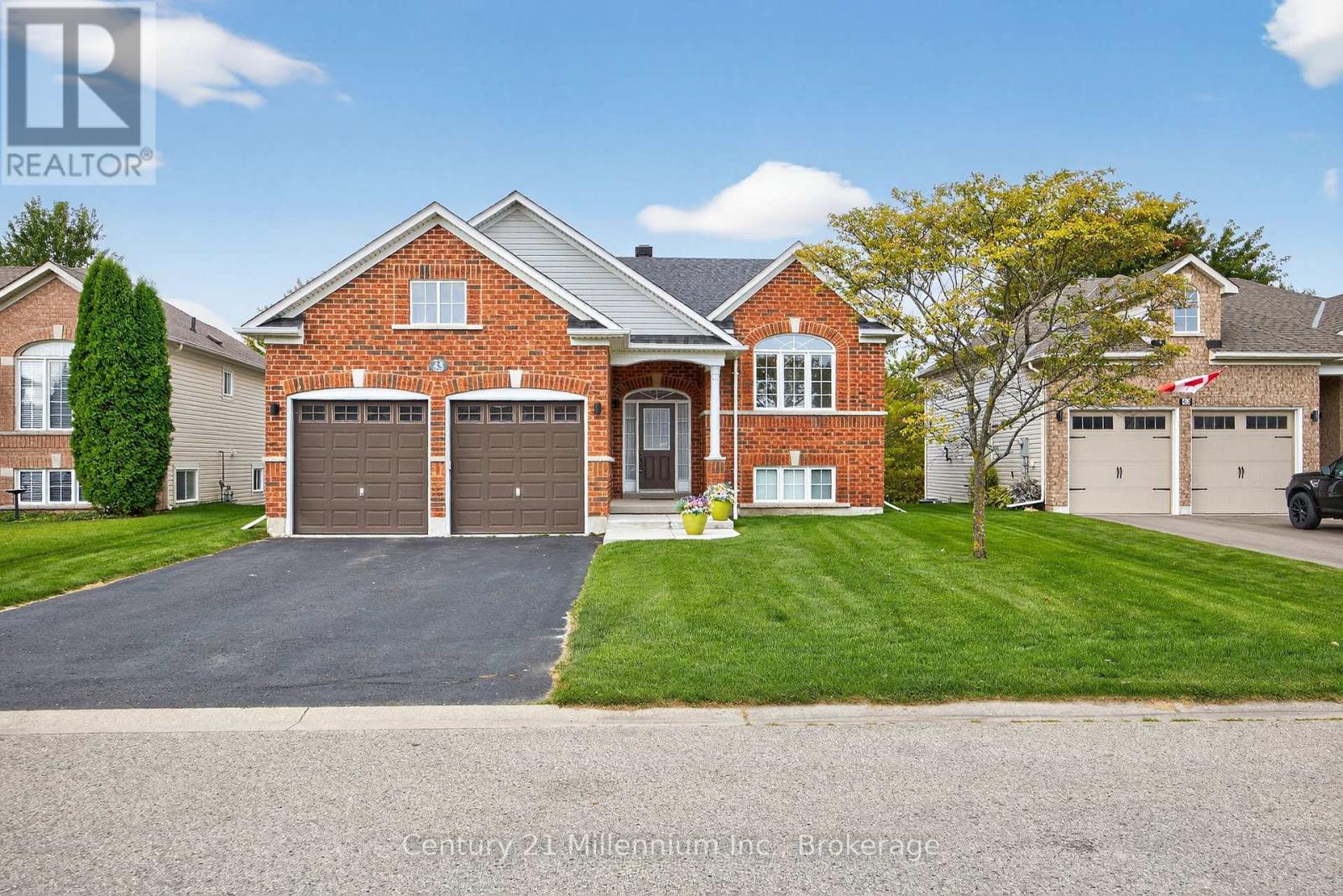 Property at 45 RED PINE CRESCENT image 2