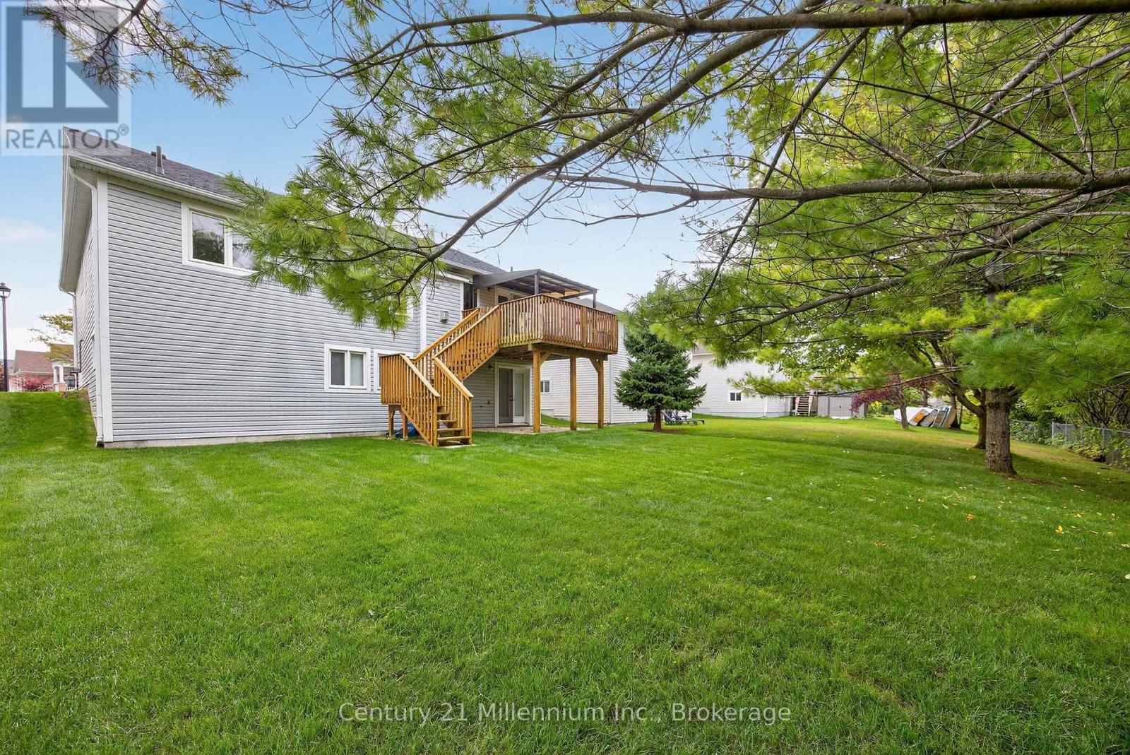 45 Red Pine Crescent, Wasaga Beach, Ontario  L9Z 3B2 - Photo 34 - S12416237