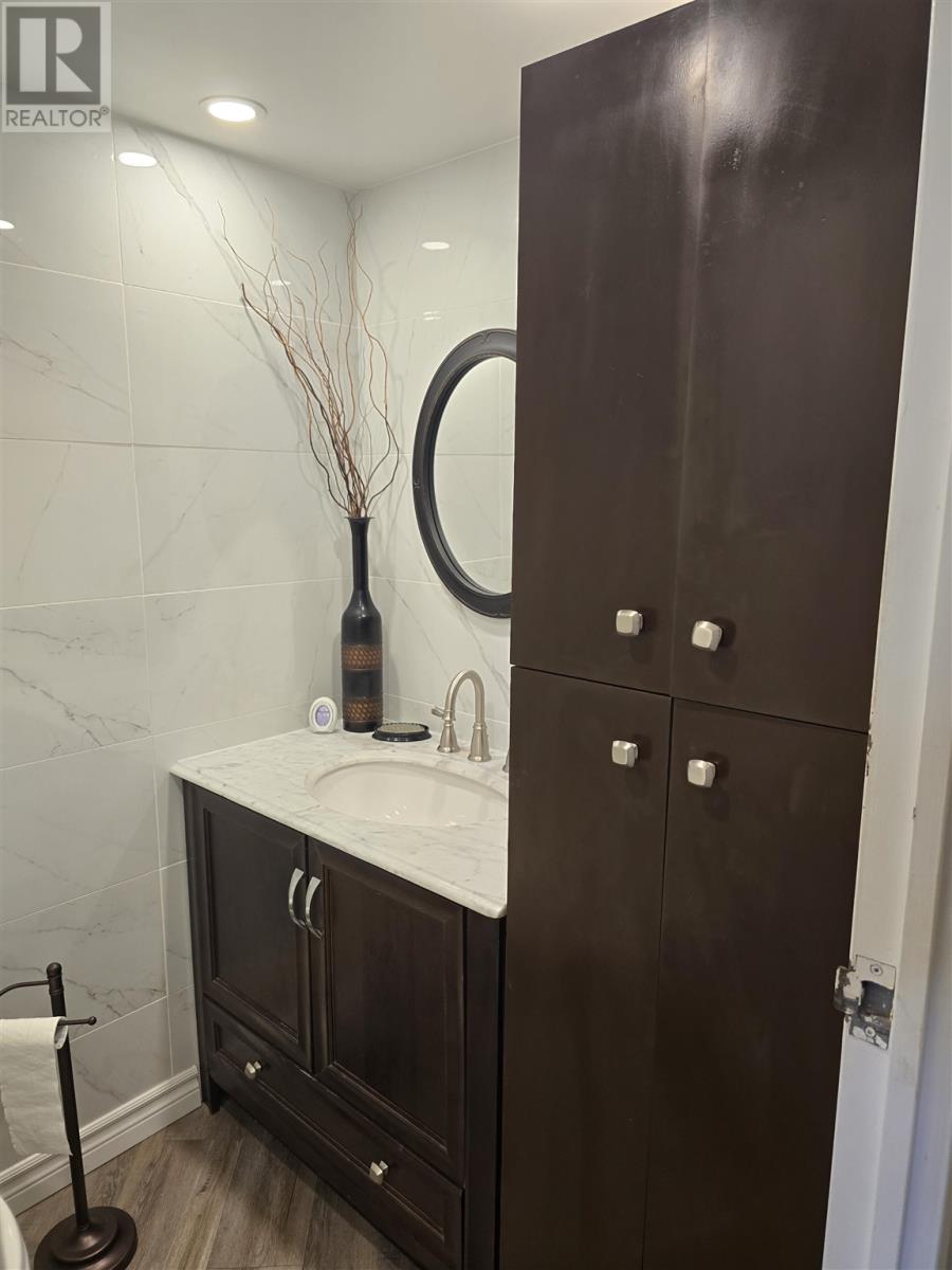 1139 Queen St E # 1207, Sault Ste. Marie, Ontario  P6A 6K5 - Photo 19 - SM252525