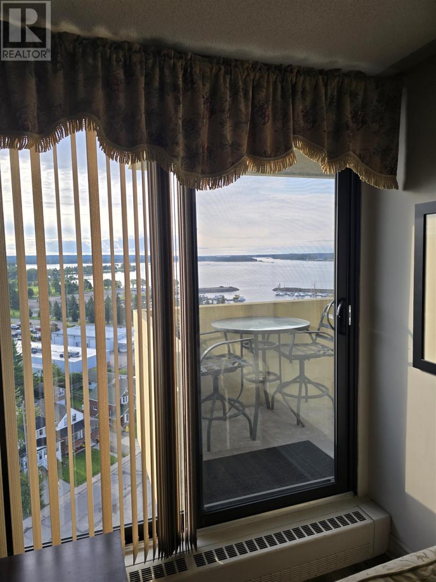 1139 Queen St E # 1207, Sault Ste. Marie, Ontario  P6A 6K5 - Photo 14 - SM252525