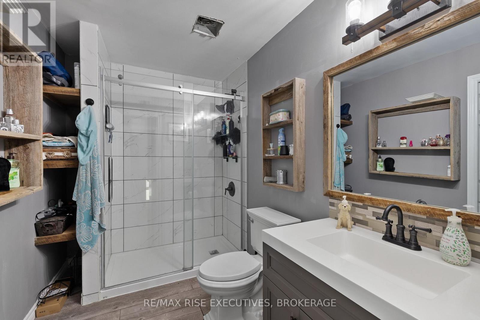 9009 Perth Road, Rideau Lakes, Ontario  K0G 1X0 - Photo 14 - X12416199