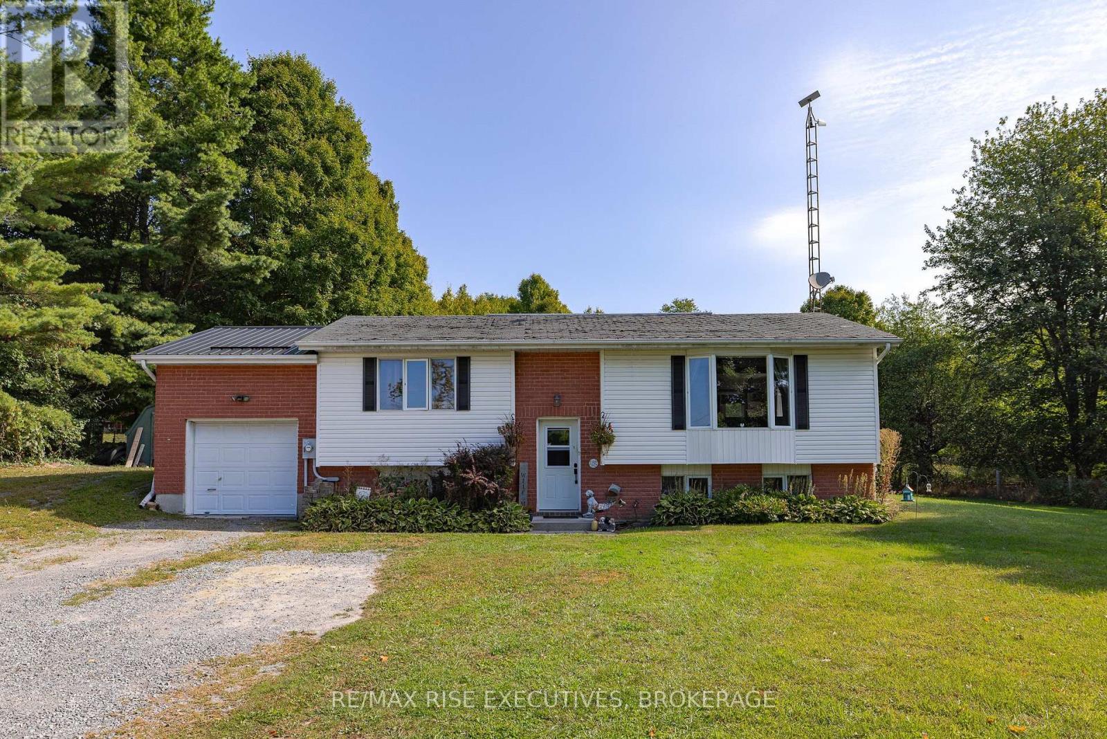 9009 Perth Road, Rideau Lakes, Ontario  K0G 1X0 - Photo 2 - X12416199