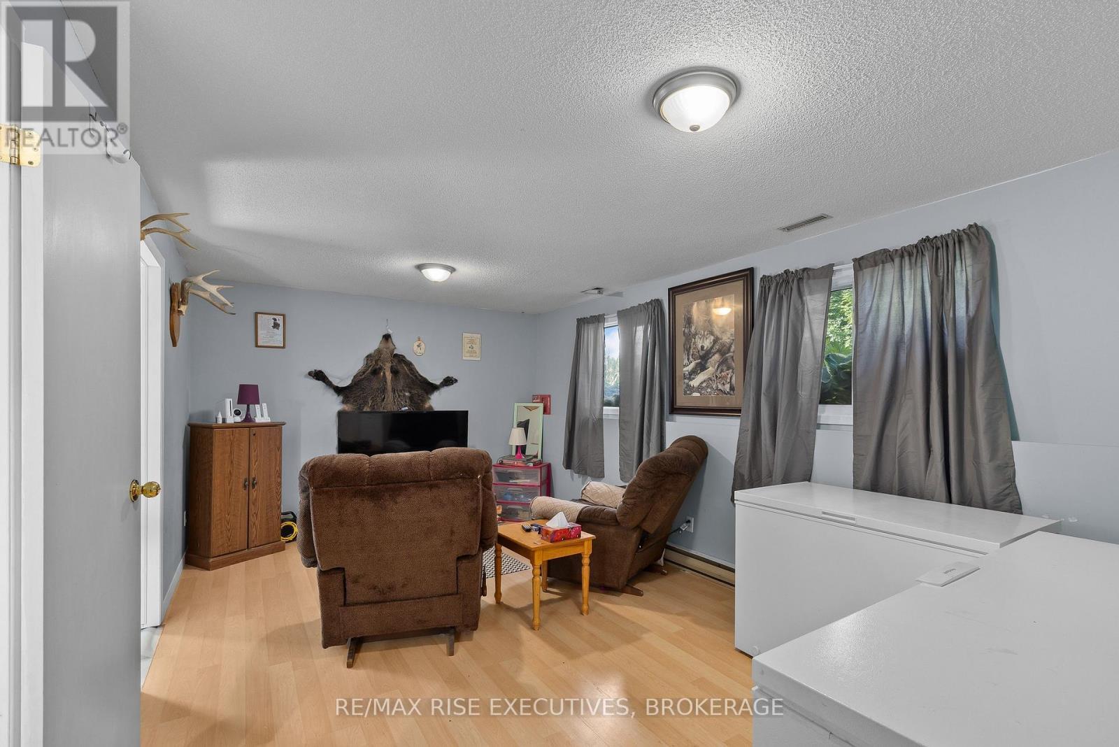 9009 Perth Road, Rideau Lakes, Ontario  K0G 1X0 - Photo 21 - X12416199