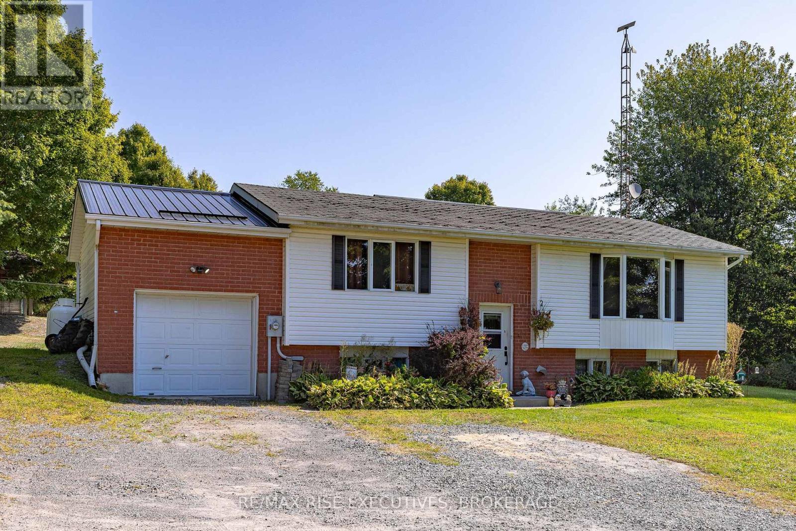 9009 Perth Road, Rideau Lakes, Ontario  K0G 1X0 - Photo 3 - X12416199