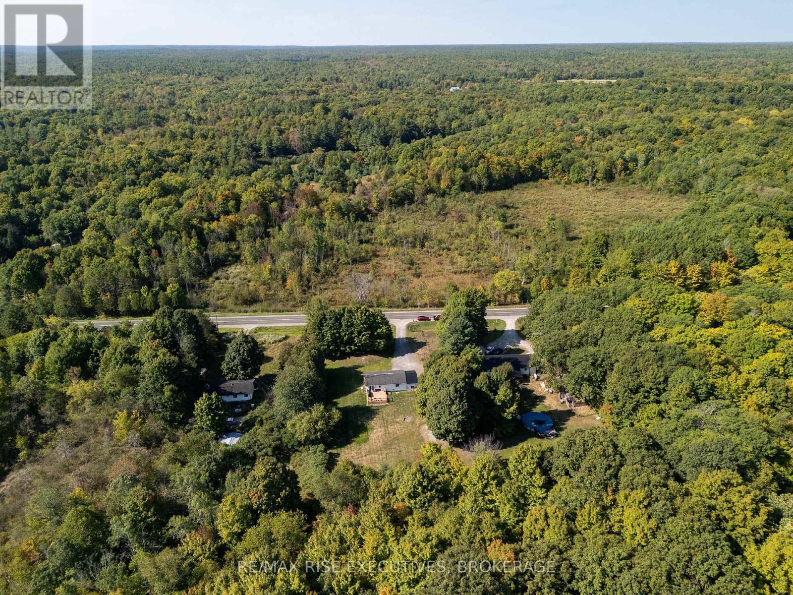 9009 Perth Road, Rideau Lakes, Ontario  K0G 1X0 - Photo 32 - X12416199