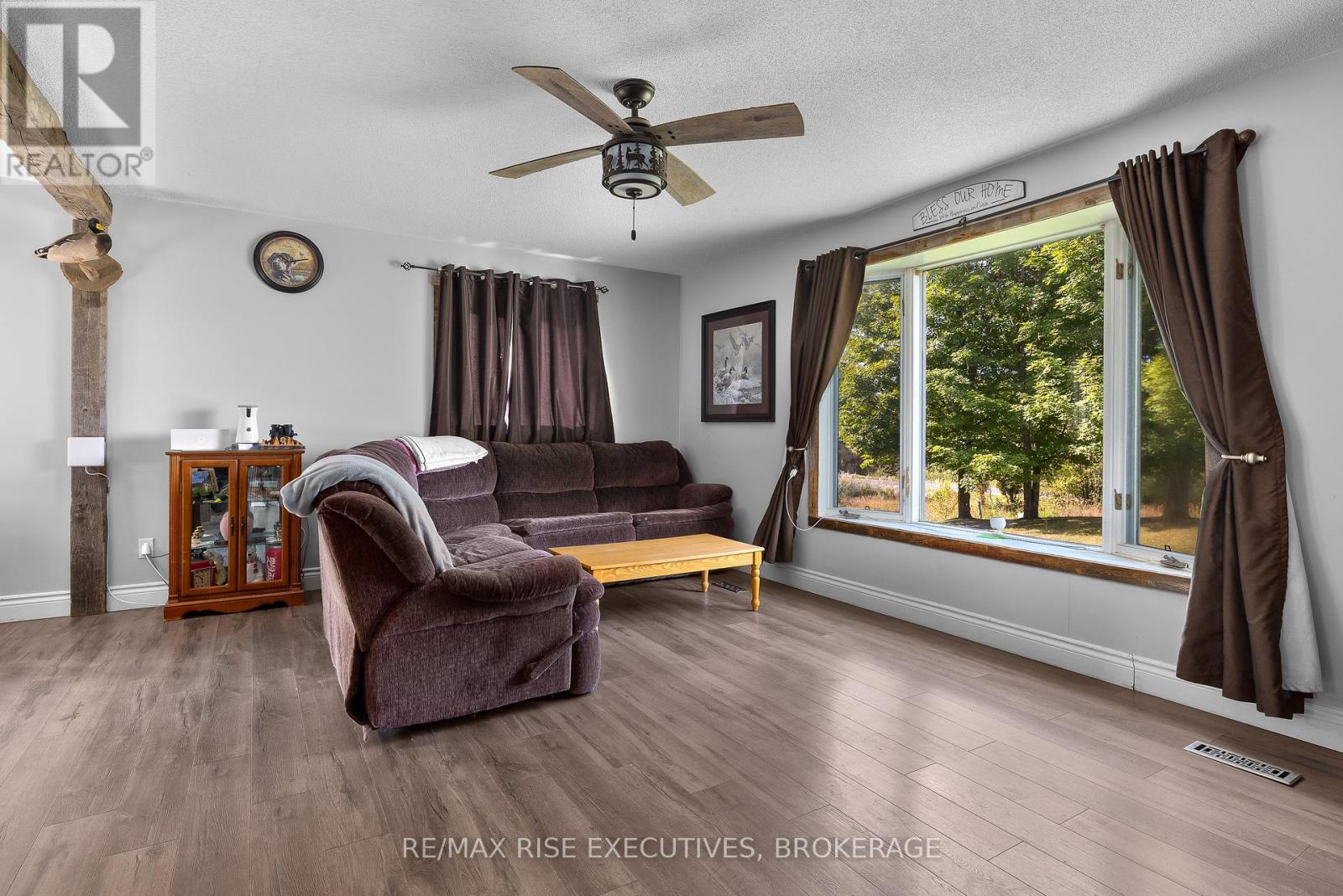 9009 Perth Road, Rideau Lakes, Ontario  K0G 1X0 - Photo 5 - X12416199