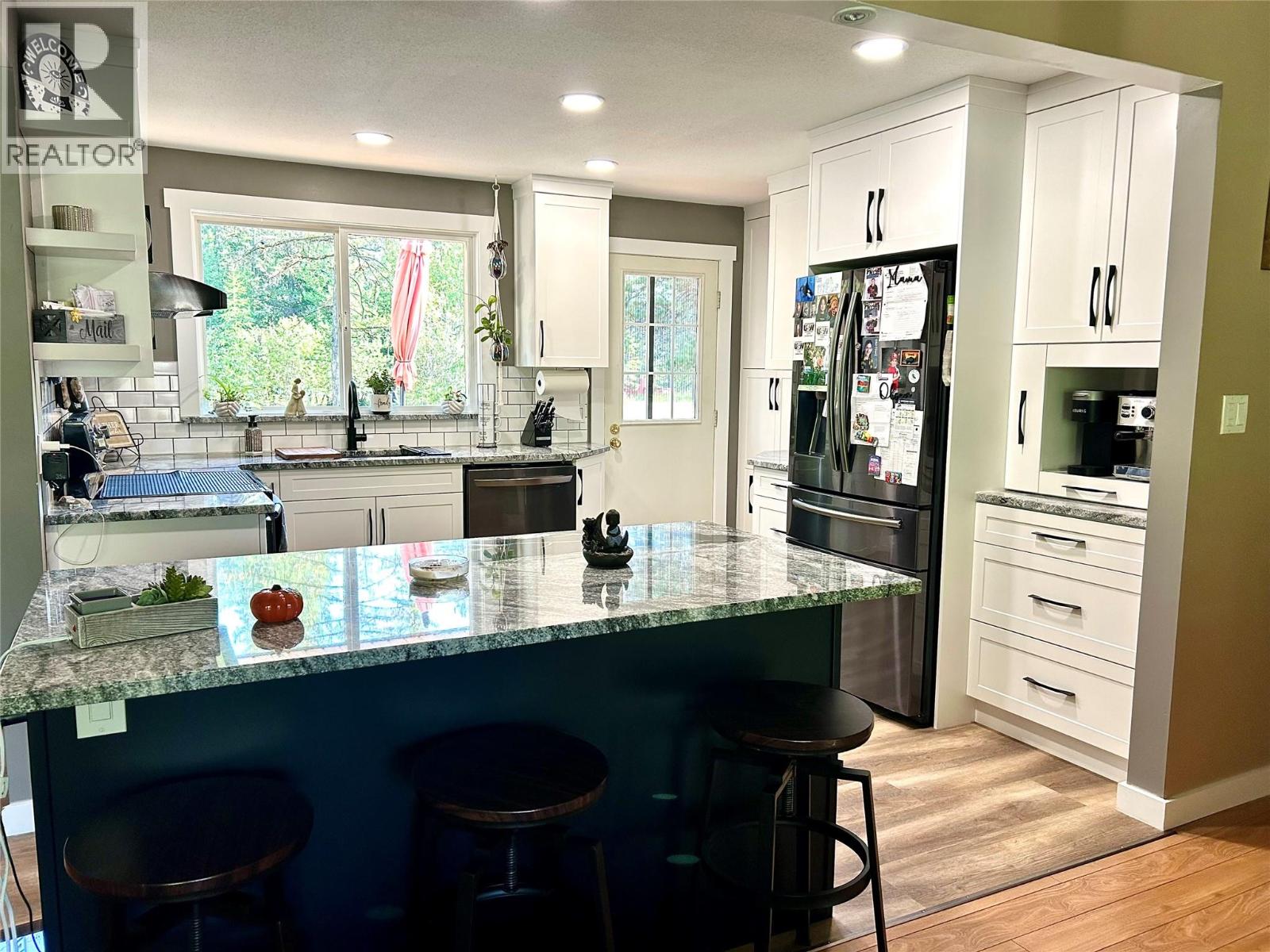 75 103rd Avenue, Kimberley, British Columbia  V1A 3A6 - Photo 5 - 10363458