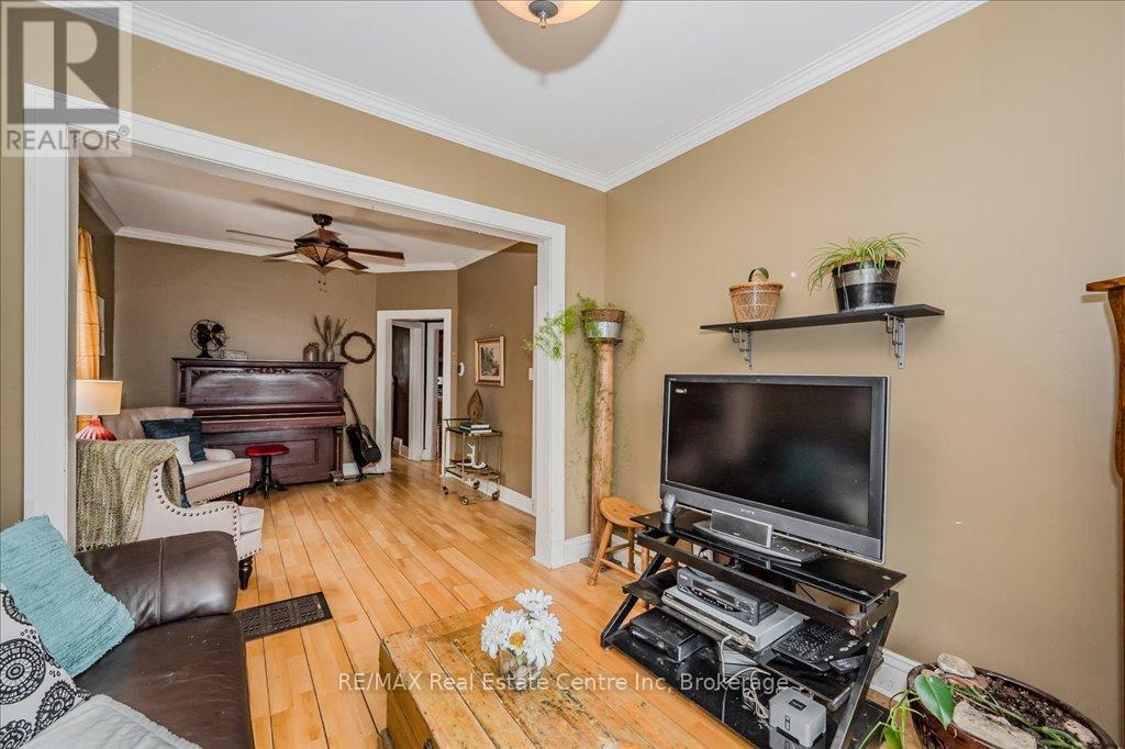 265 London Road W, Guelph, Ontario  N1H 2C7 - Photo 7 - X12416214