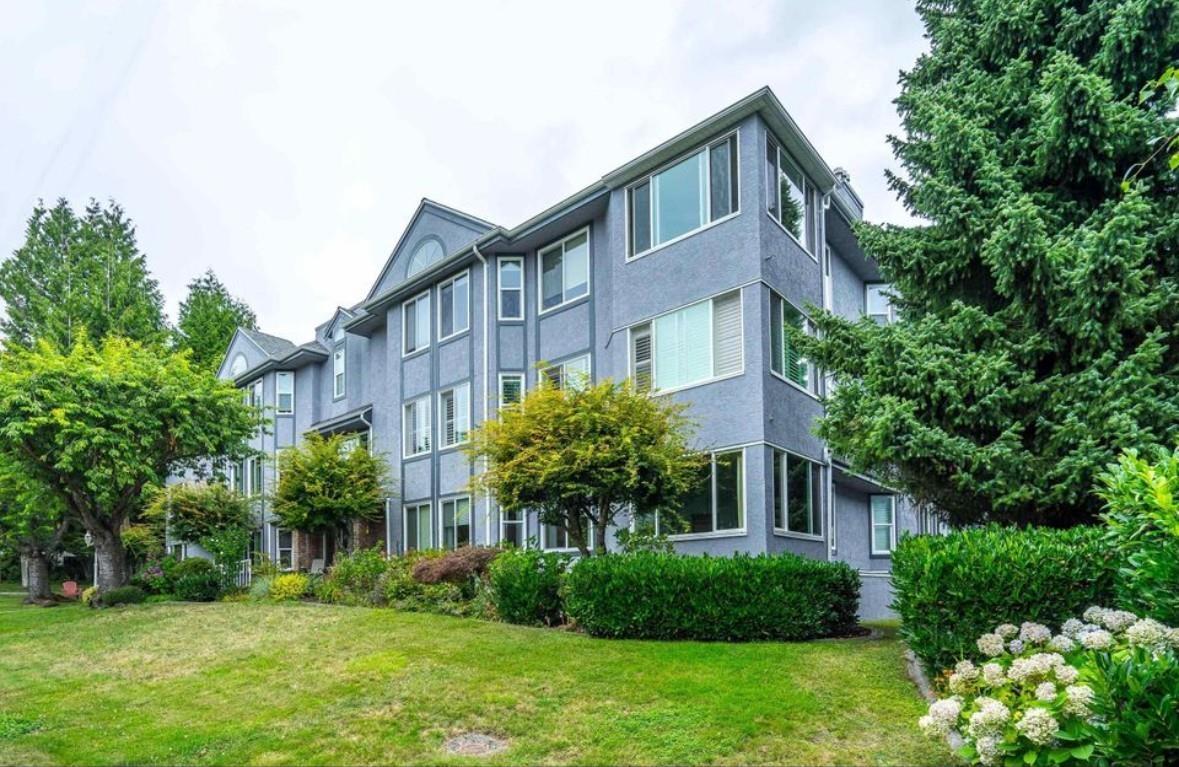 203 1378 Fir Street, White Rock, British Columbia  V4B 4B2 - Photo 1 - R3050191