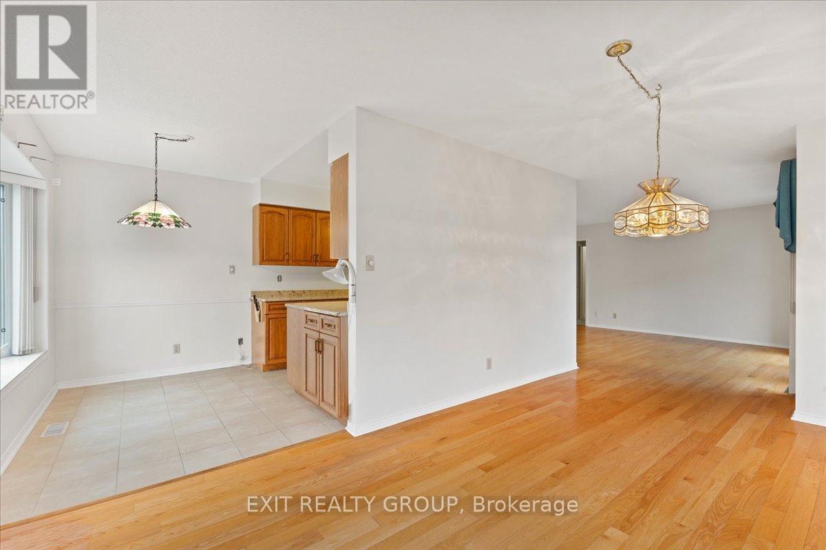 117 - 52 Tripp Boulevard, Quinte West (Trenton Ward), Ontario  K8V 5V1 - Photo 10 - X12416261