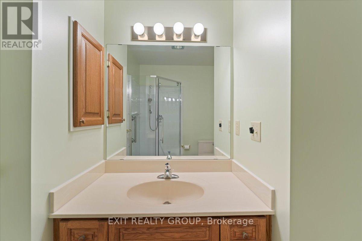 117 - 52 Tripp Boulevard, Quinte West (Trenton Ward), Ontario  K8V 5V1 - Photo 18 - X12416261