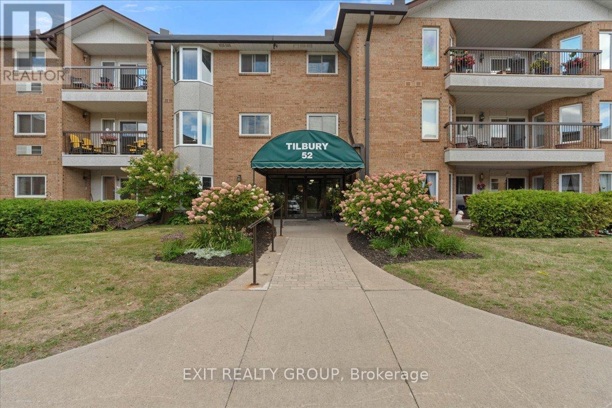 117 - 52 Tripp Boulevard, Quinte West (Trenton Ward), Ontario  K8V 5V1 - Photo 2 - X12416261