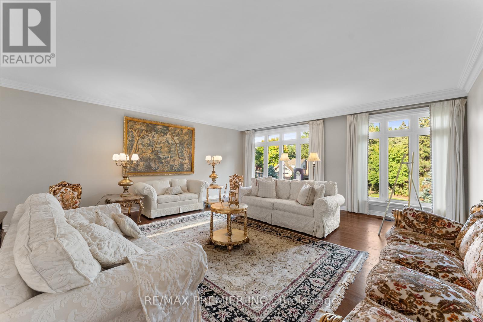261 Sylvadene Parkway, Vaughan, Ontario  L4L 2M8 - Photo 12 - N12415077
