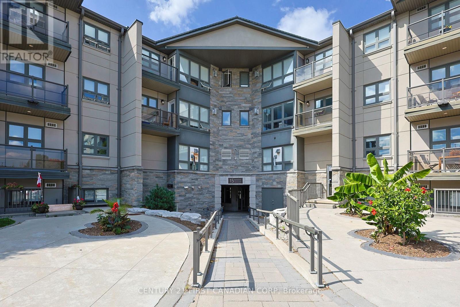 215 - 15 Jacksway Crescent, London North, Ontario  N5X 3T8 - Photo 3 - X12416219