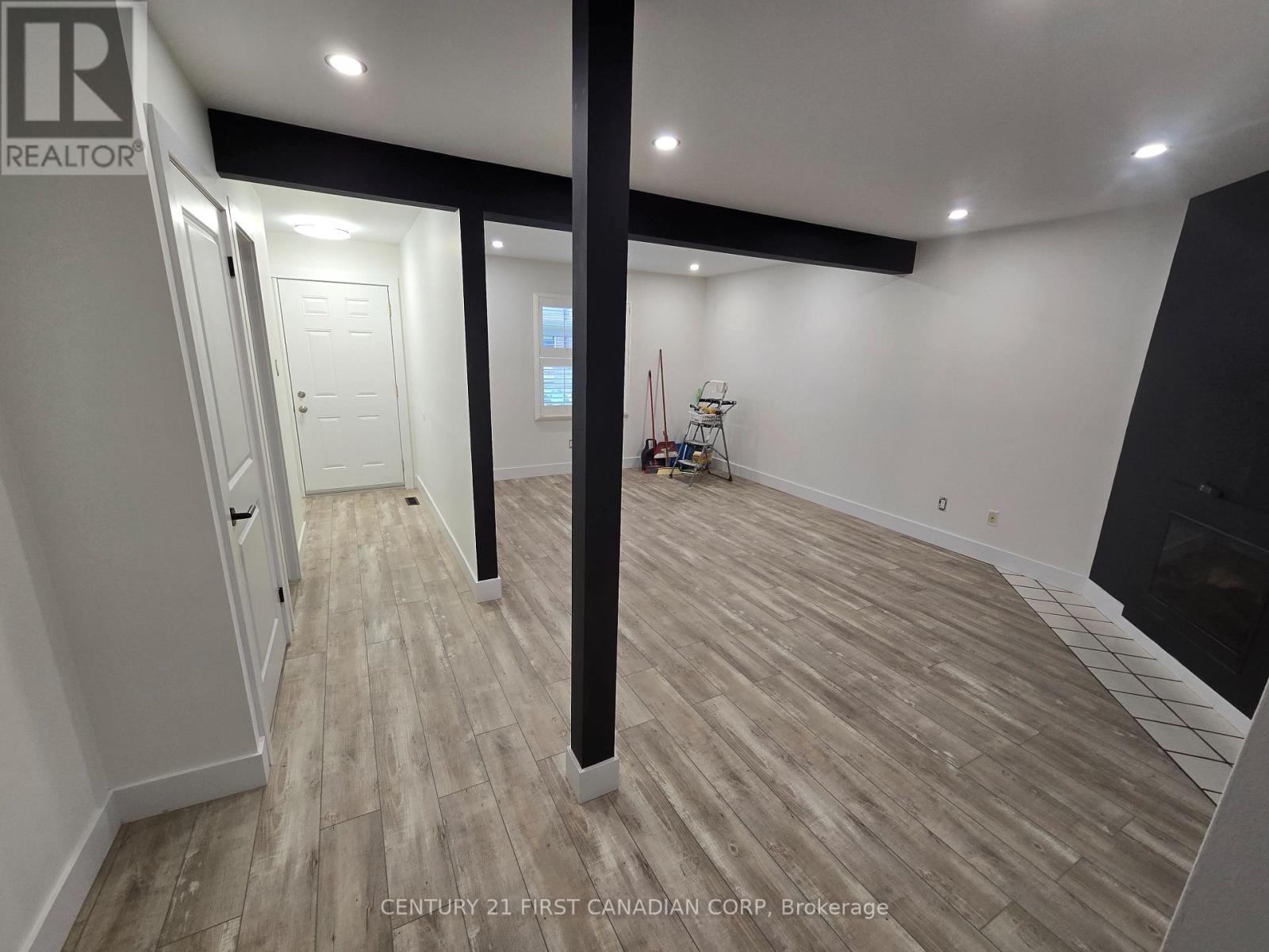 1 - 1294 BYRON BASELINE ROAD, London South, Ontario