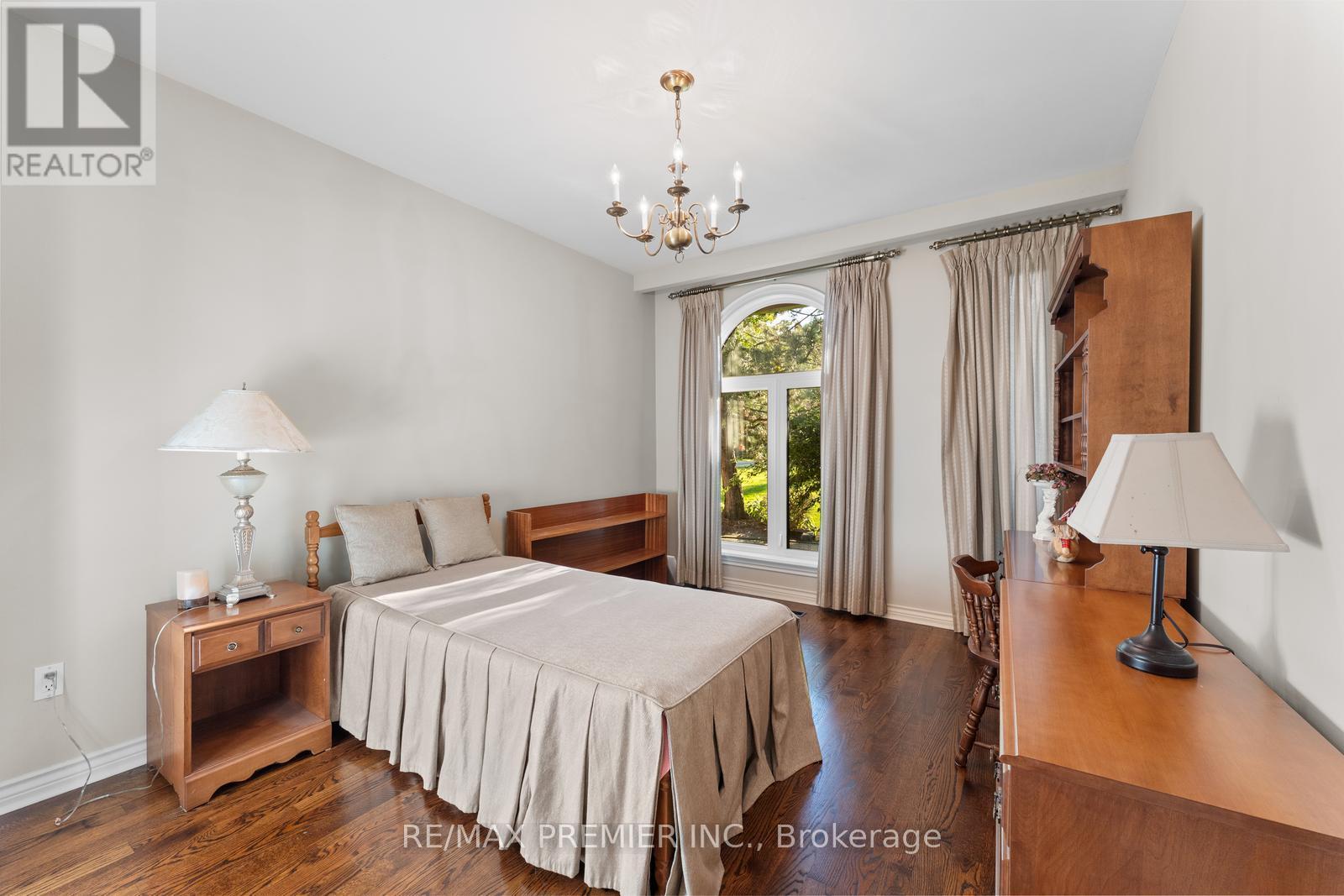 261 Sylvadene Parkway, Vaughan, Ontario  L4L 2M8 - Photo 29 - N12415077