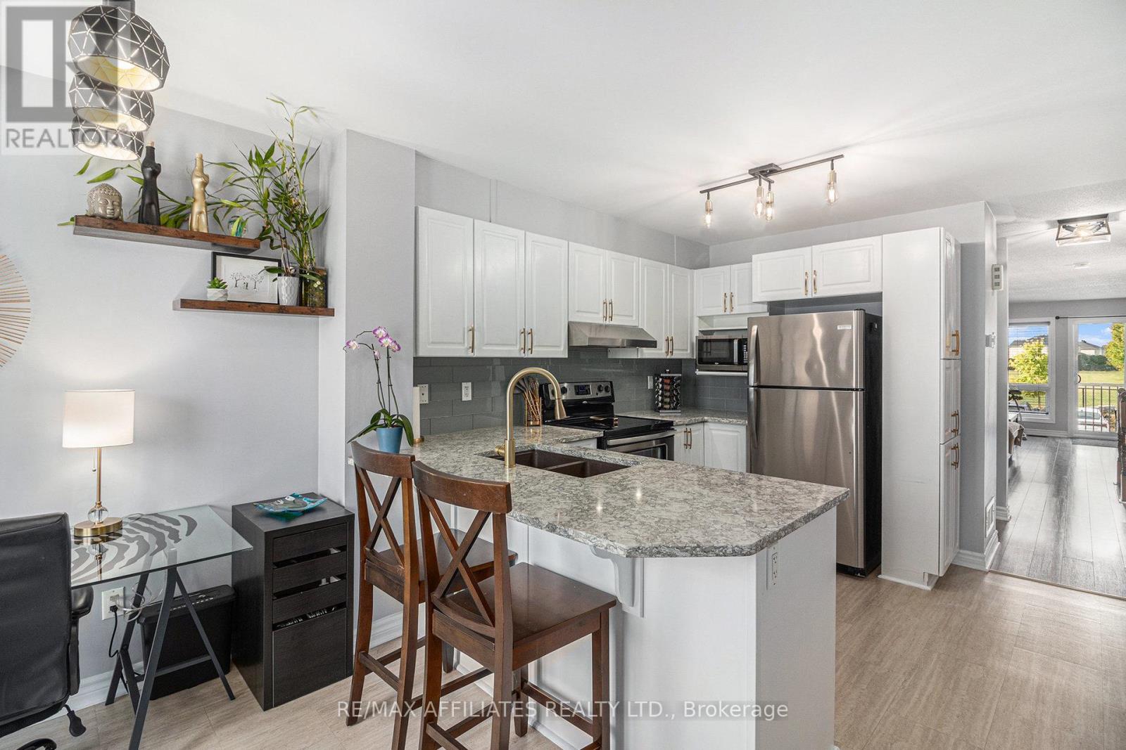 440 Harvest Valley Avenue, Ottawa, Ontario  K4A 0V6 - Photo 6 - X12416244