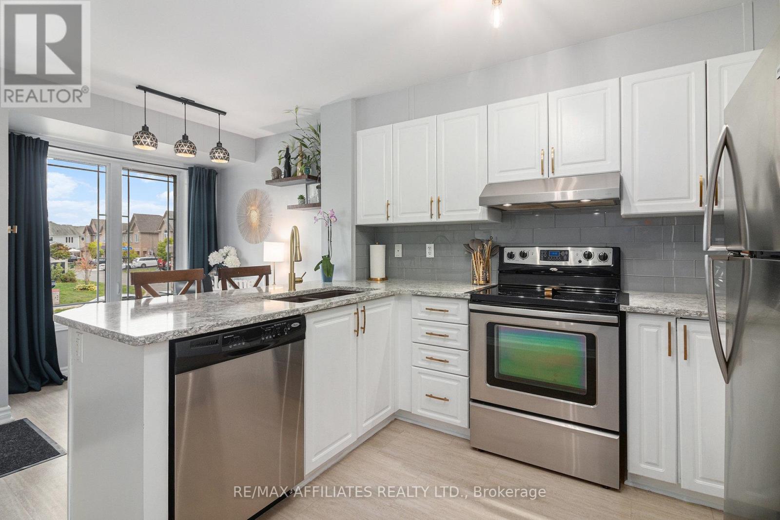 440 Harvest Valley Avenue, Ottawa, Ontario  K4A 0V6 - Photo 7 - X12416244
