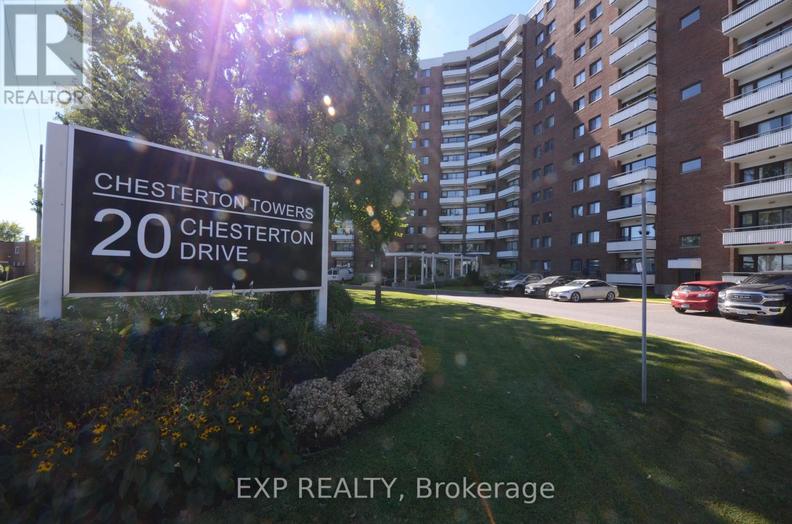 518 - 20 CHESTERTON DRIVE, ottawa, Ontario