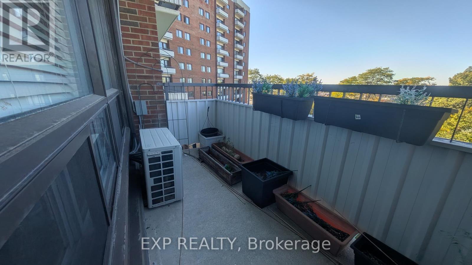 518 - 20 Chesterton Drive, Ottawa, Ontario  K2E 6Z7 - Photo 19 - X12416324