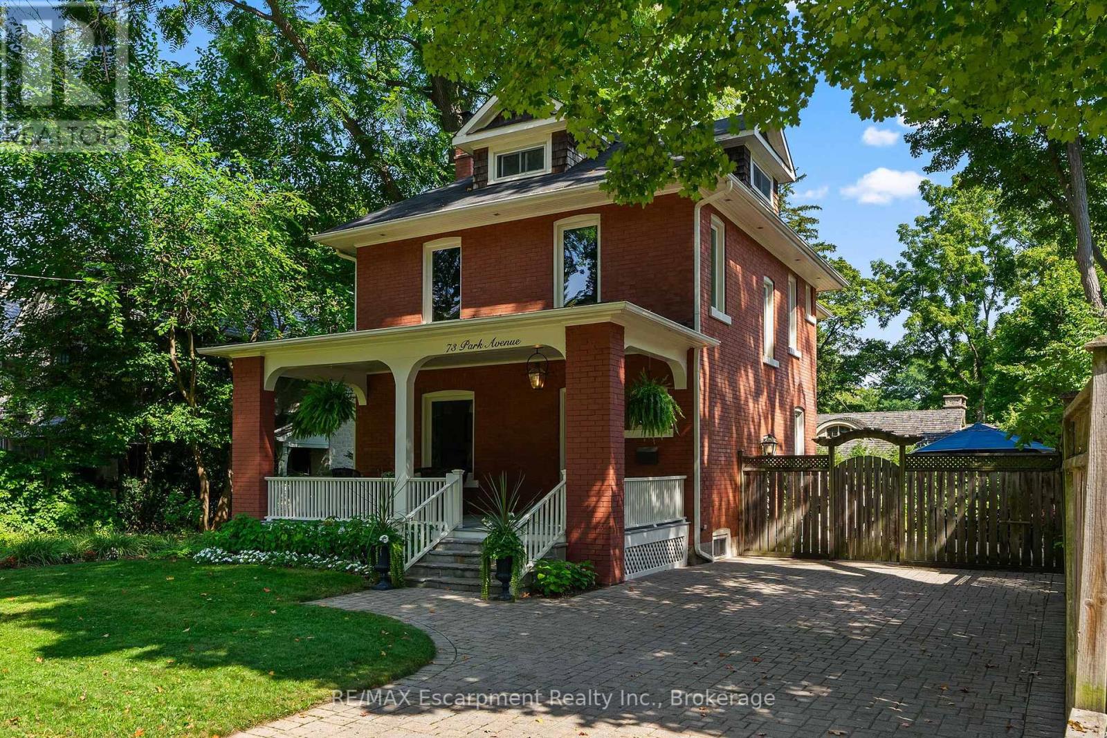 73 Park Avenue, Oakville, Ontario  L6J 3Y1 - Photo 2 - W12416298