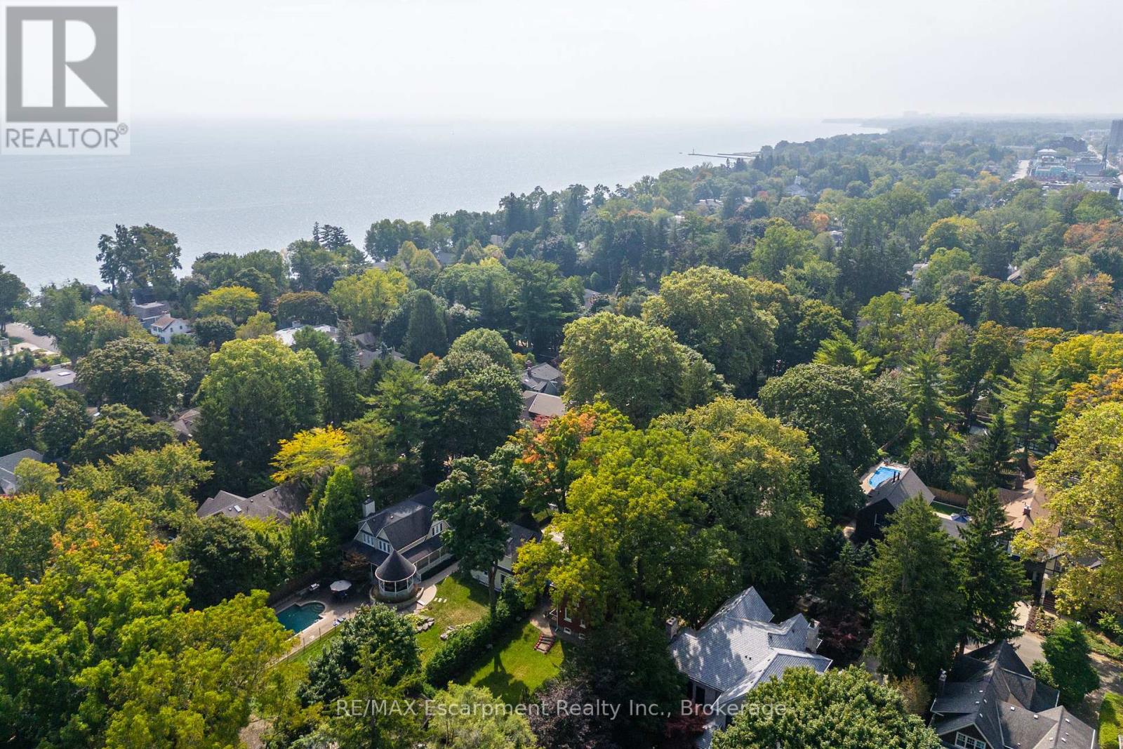 73 Park Avenue, Oakville, Ontario  L6J 3Y1 - Photo 33 - W12416298