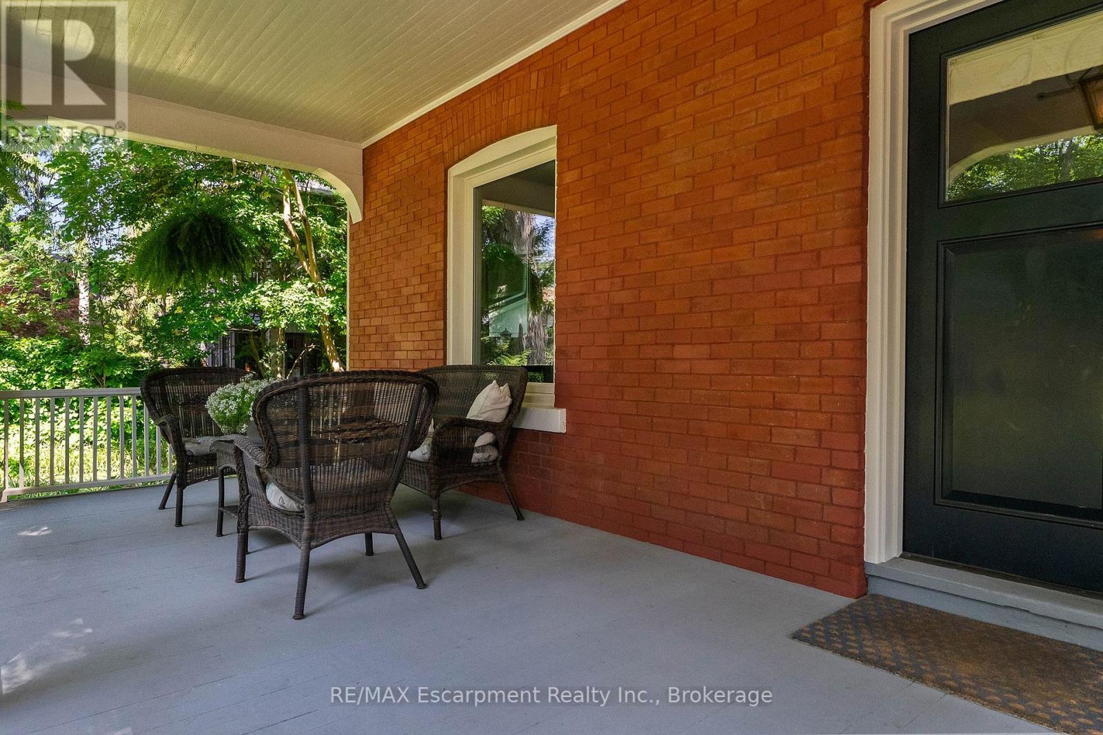 73 Park Avenue, Oakville, Ontario  L6J 3Y1 - Photo 5 - W12416298