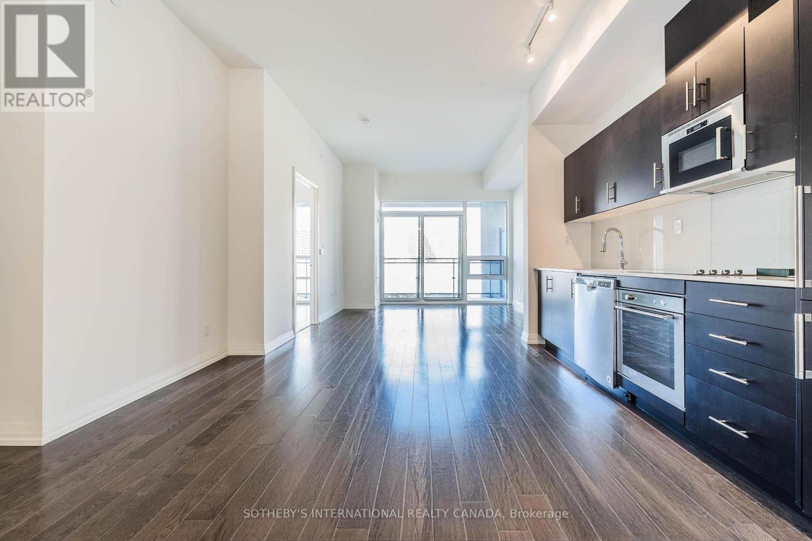 810 - 460 Adelaide Street E, Toronto, Ontario  M5A 1N4 - Photo 8 - C12410323